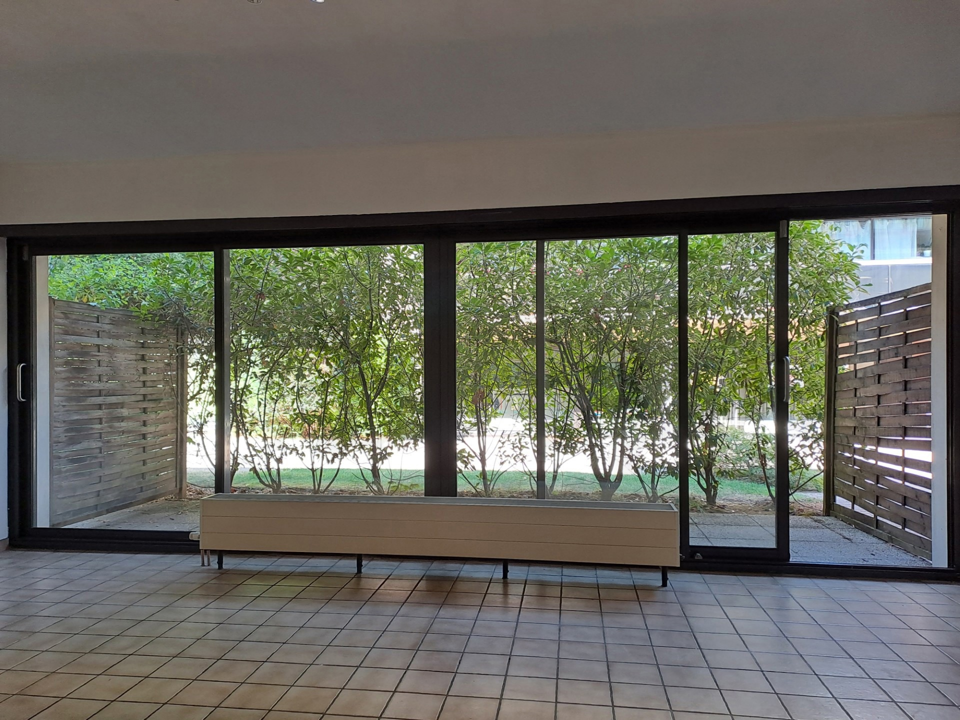 Appartement à louer à Woluwe-Saint-Lambert 1200 900.00€ chambres 45.00m² - annonce 605285