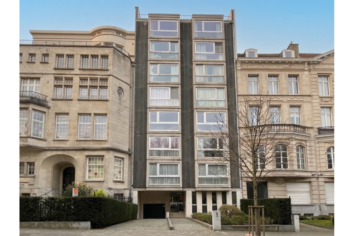 Box à vendre à Etterbeek 1040 44900.00€  chambres m² - annonce 605599