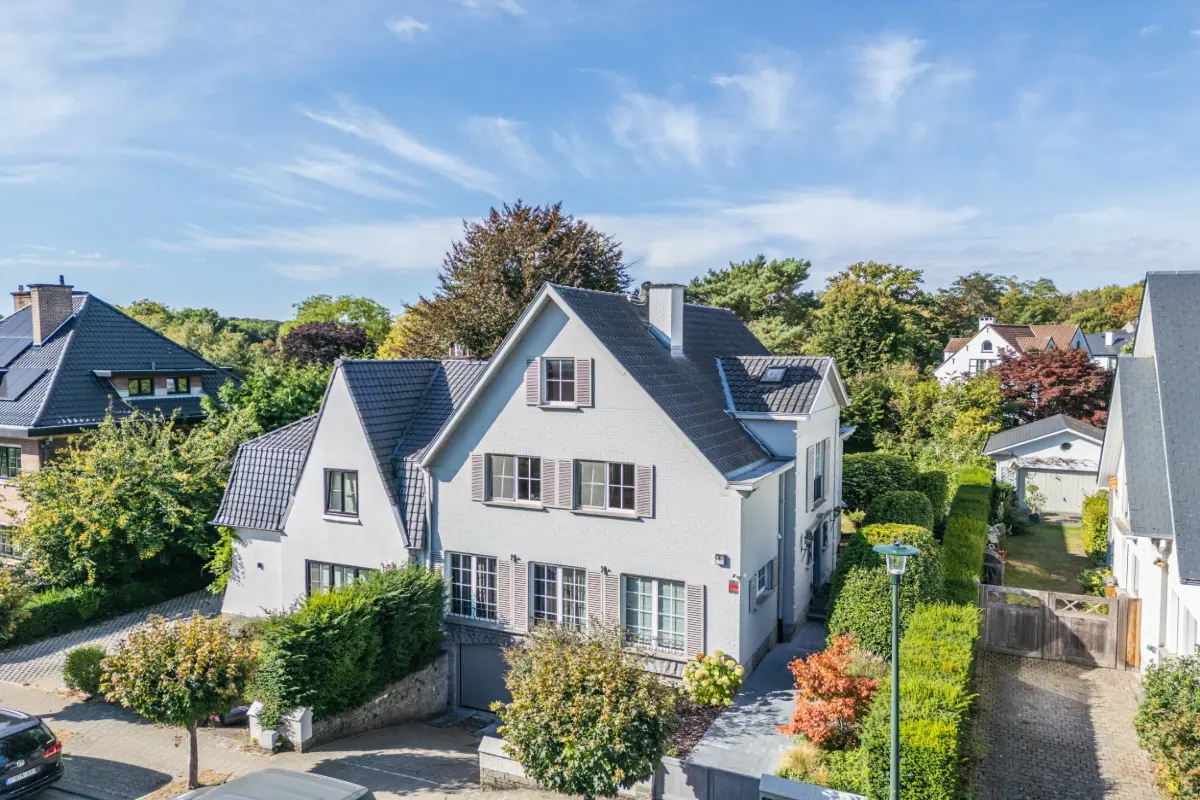 Huis te  koop in Sint-Pieters-Woluwe 1150 1395000.00€ 6 slaapkamers 240.00m² - Zoekertje 605809