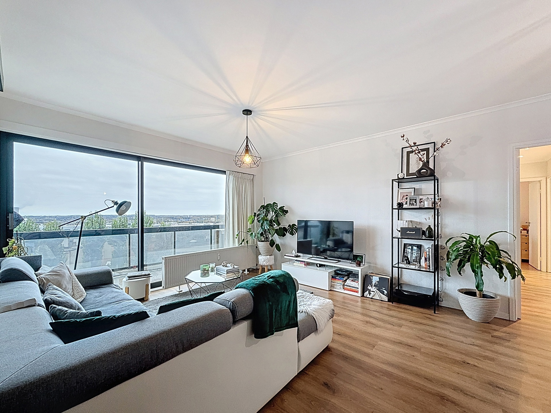 Appartement te  huur in Vorst 1190 1350.00€ 2 slaapkamers 90.00m² - Zoekertje 606032