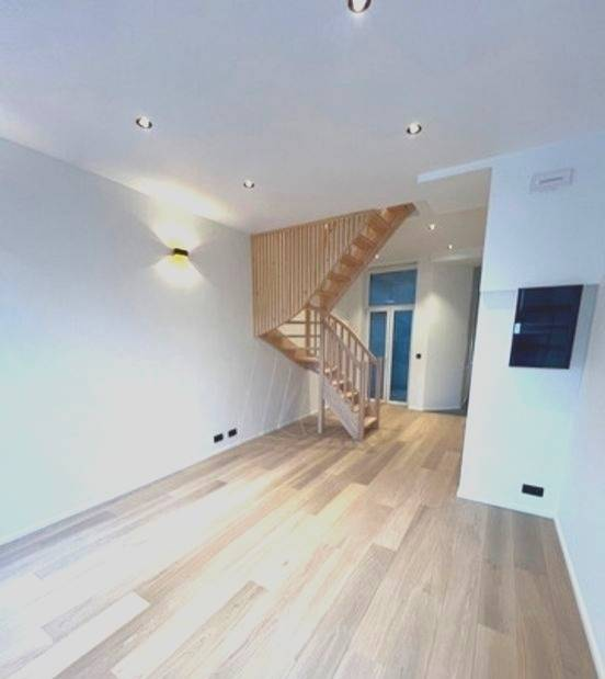Duplex te koop in Brussel 1000 375000.00€ 2 slaapkamers 98.00m² - Zoekertje 605470