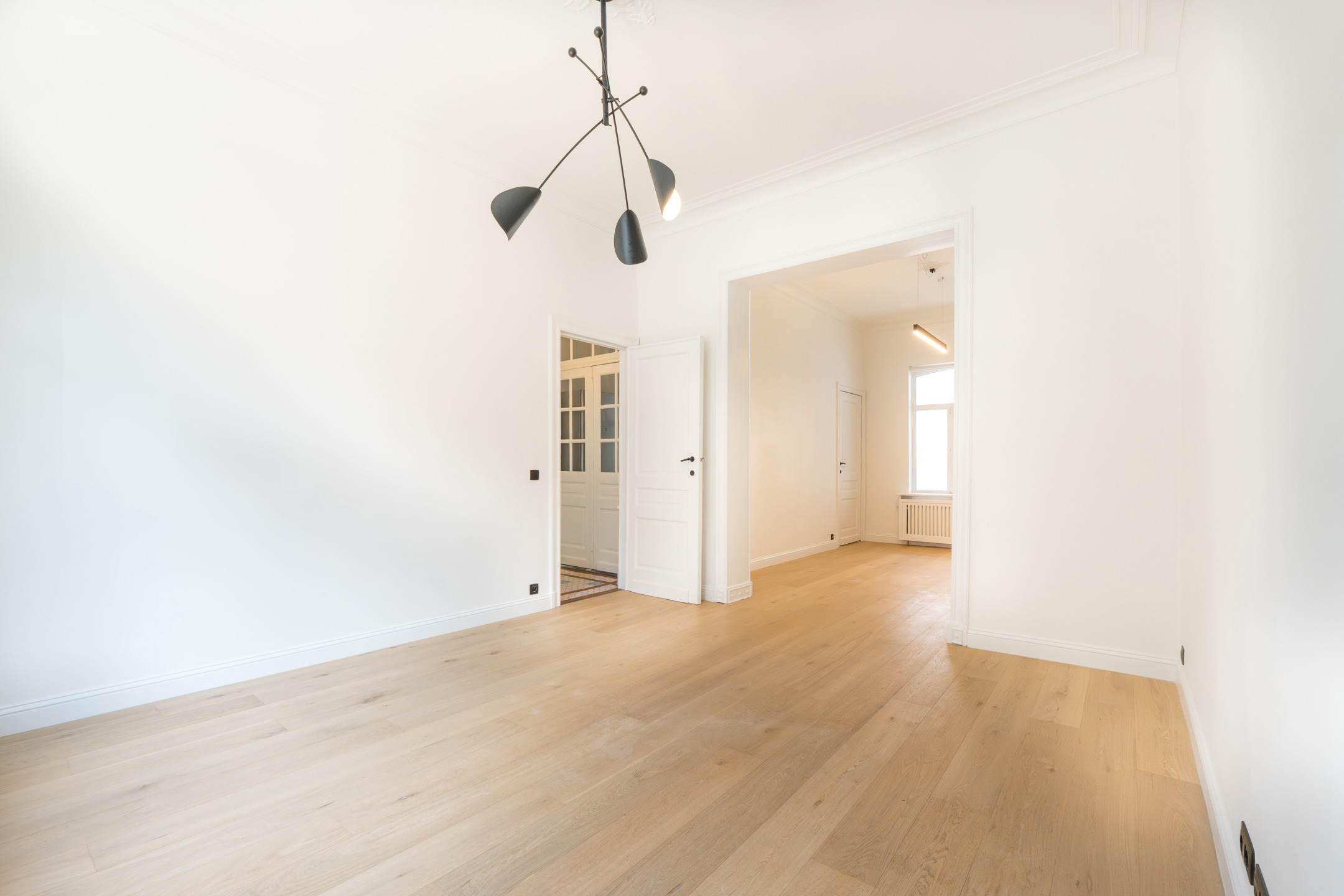 Huis te huur in Vorst 1190 2500.00€ 4 slaapkamers 224.00m² - Zoekertje 605589