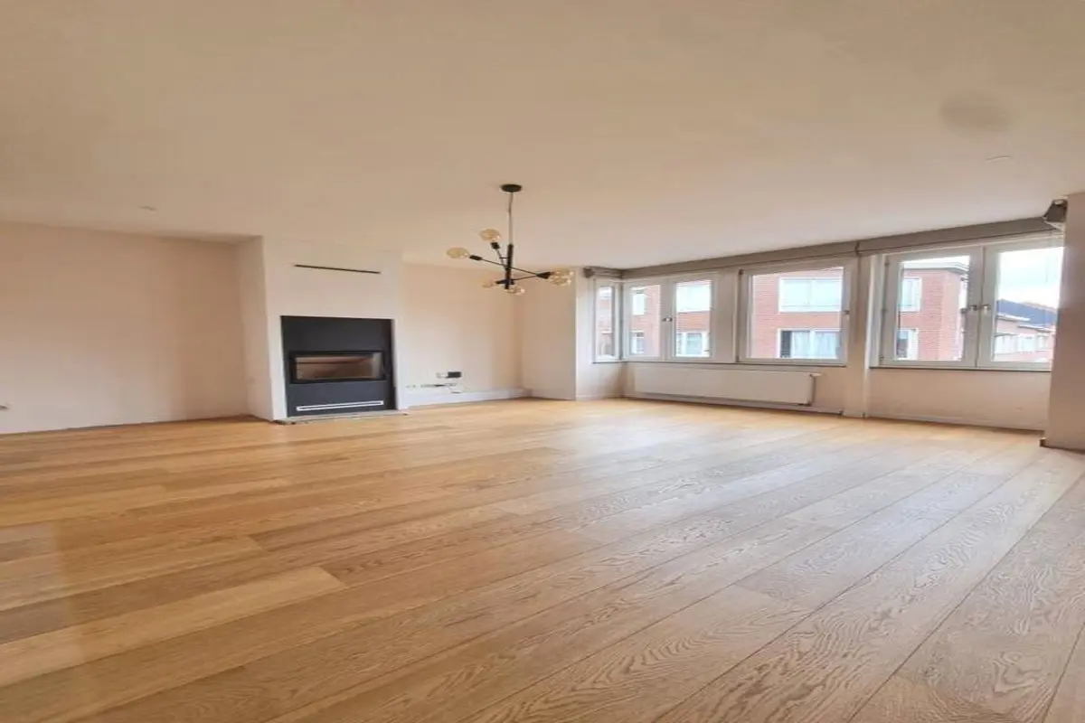Appartement à louer à Woluwe-Saint-Pierre 1150 1550.00€ 2 chambres 110.00m² - annonce 605492