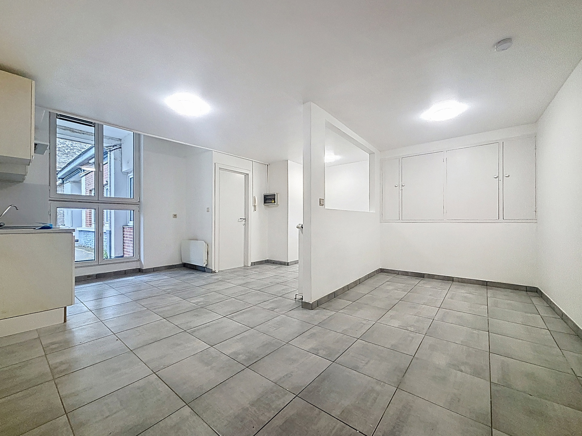 Studio à louer à Tournai 7500 470.00€ 0 chambres 35.00m² - annonce 605495