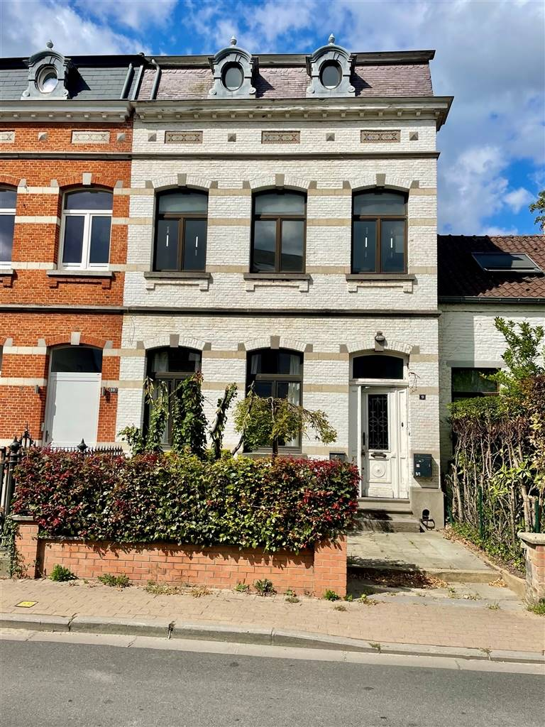Appartementsgebouw te koop in Bonlez 1325 619000.00€ 4 slaapkamers 197.00m² - Zoekertje 605953