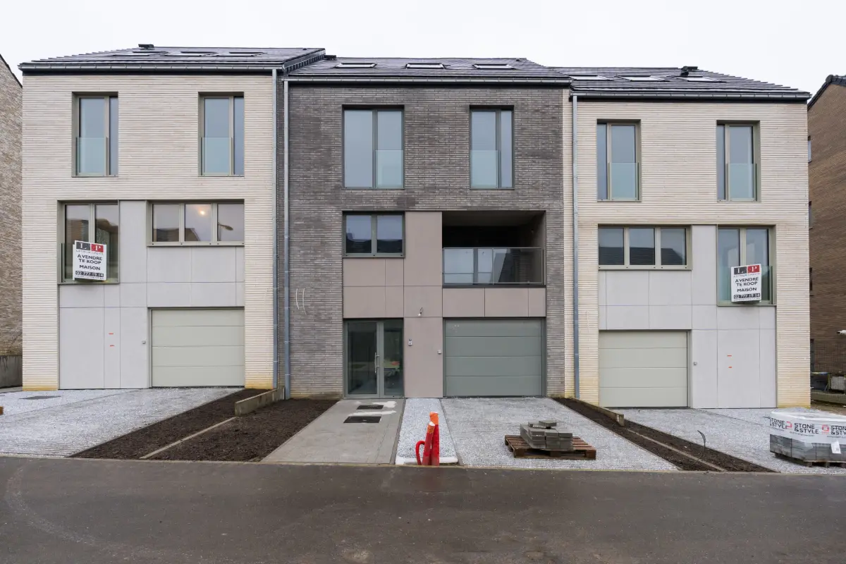 Huis te  koop in Neder-Over-Heembeek 1120 785000.00€ 3 slaapkamers 308.00m² - Zoekertje 606607