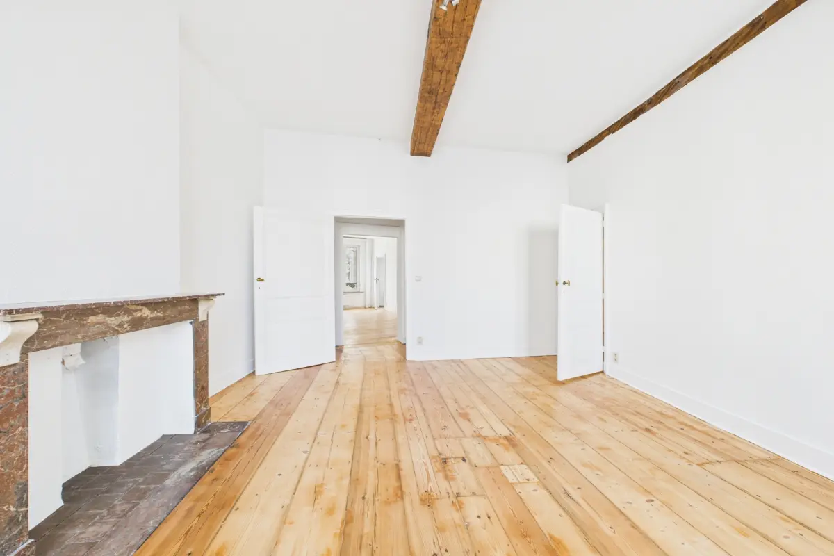 Appartement te  in Brussel 1000 2100.00€ 3 slaapkamers 136.00m² - Zoekertje 606395