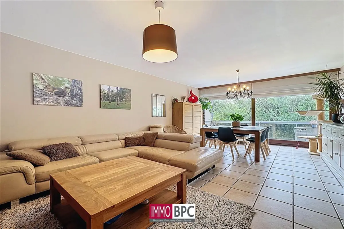 Appartement à vendre à Molenbeek-Saint-Jean 1080 325000.00€ 3 chambres m² - annonce 606590