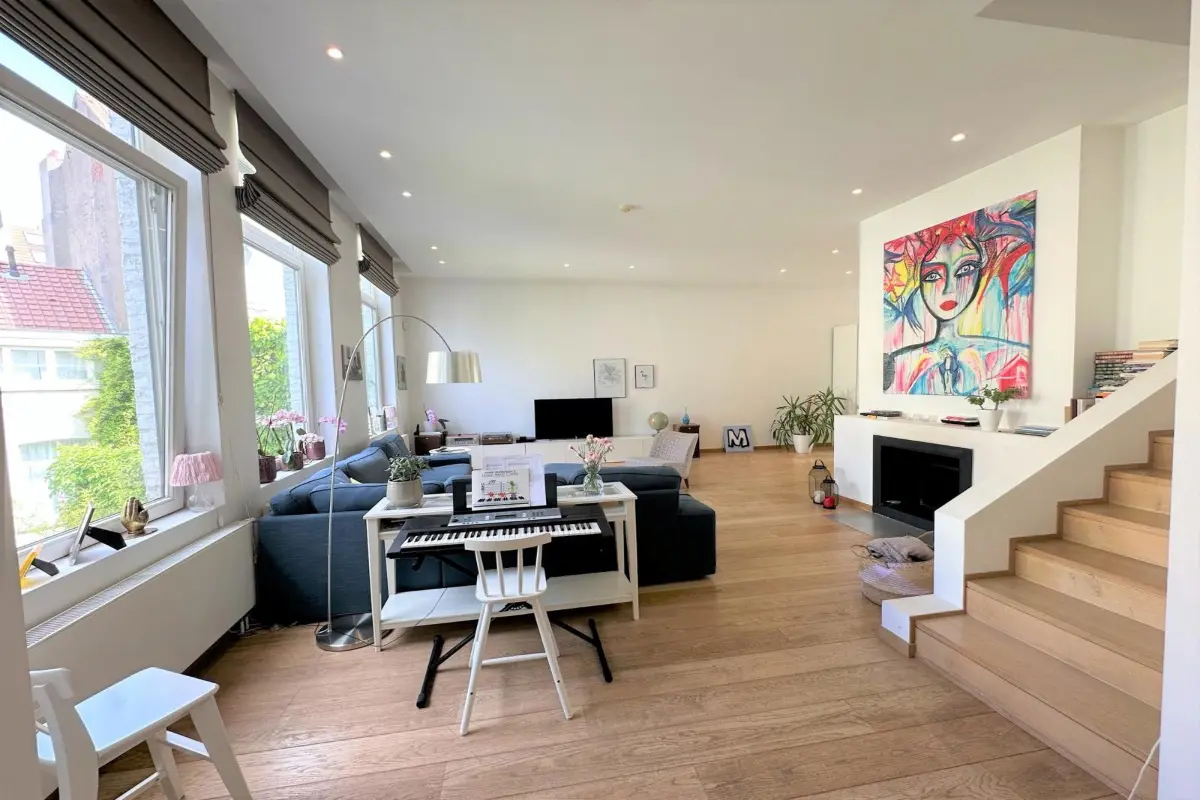 Appartement à louer à Saint-Gilles 1060 3400.00€ 4 chambres 250.00m² - annonce 607668