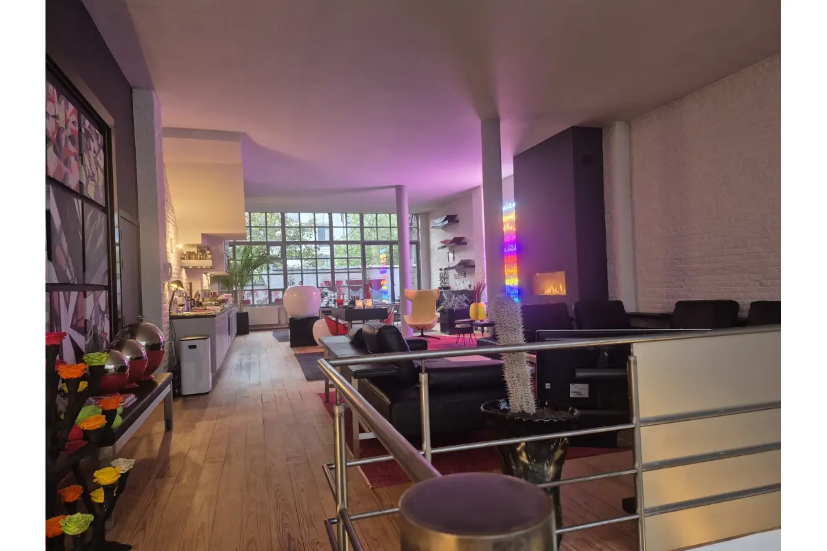 Loft te  in Sint-Jans-Molenbeek 1080 595000.00€ 1 slaapkamers m² - Zoekertje 607863