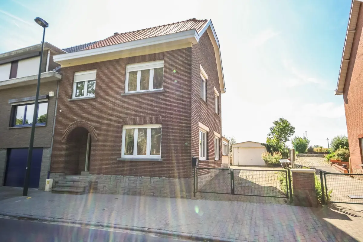Huis te huur in Duisburg 3080 1700.00€ 3 slaapkamers 142.00m² - Zoekertje 607779