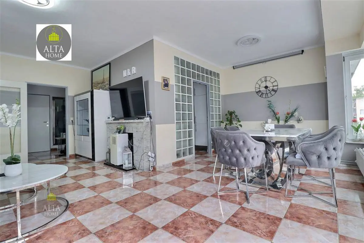 Appartement à vendre à Molenbeek-Saint-Jean 1080 250000.00€ 2 chambres 95.00m² - annonce 608325