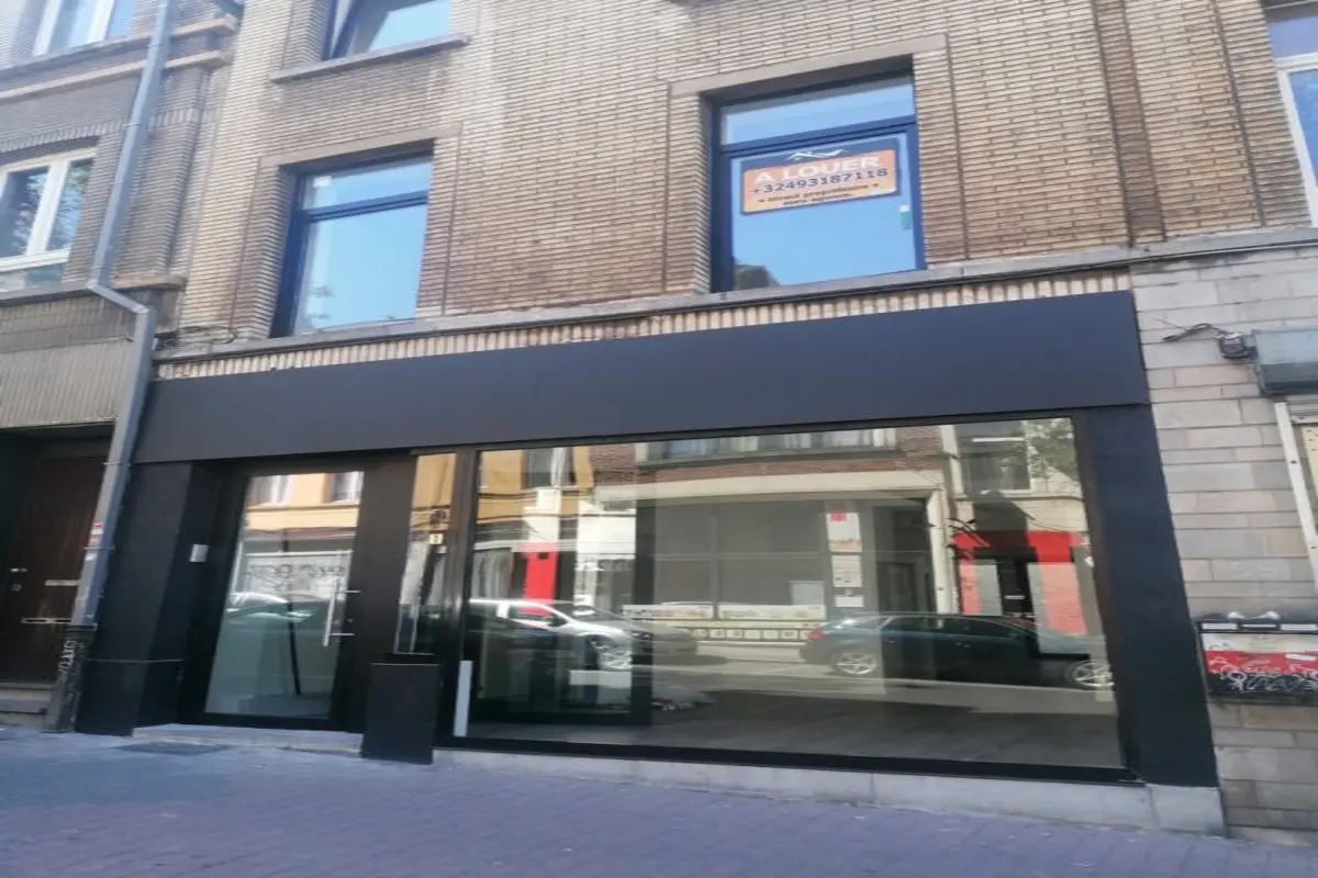 Commerce à vendre à Saint-Gilles 1060 695000.00€ 3 chambres 200.00m² - annonce 608347