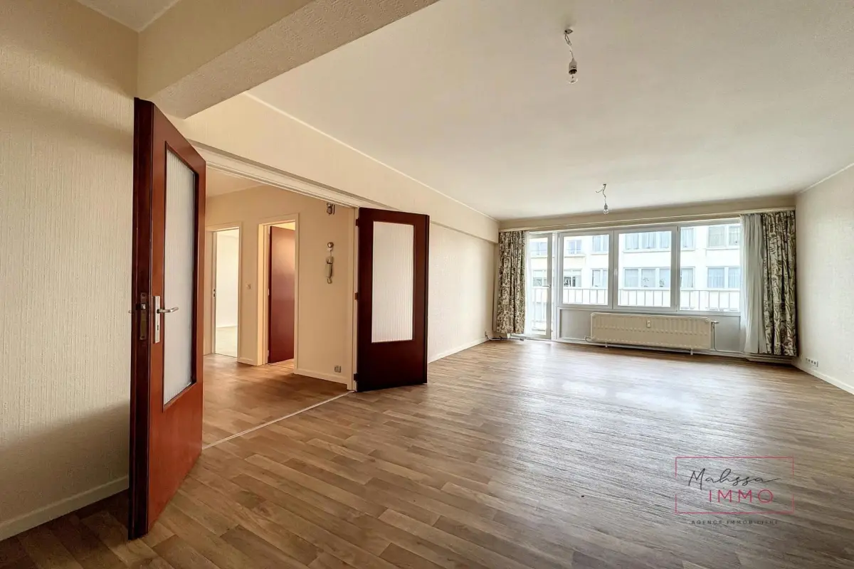 Appartement te  huur in Vorst 1190 0.00€ 1 slaapkamers 76.00m² - Zoekertje 608277