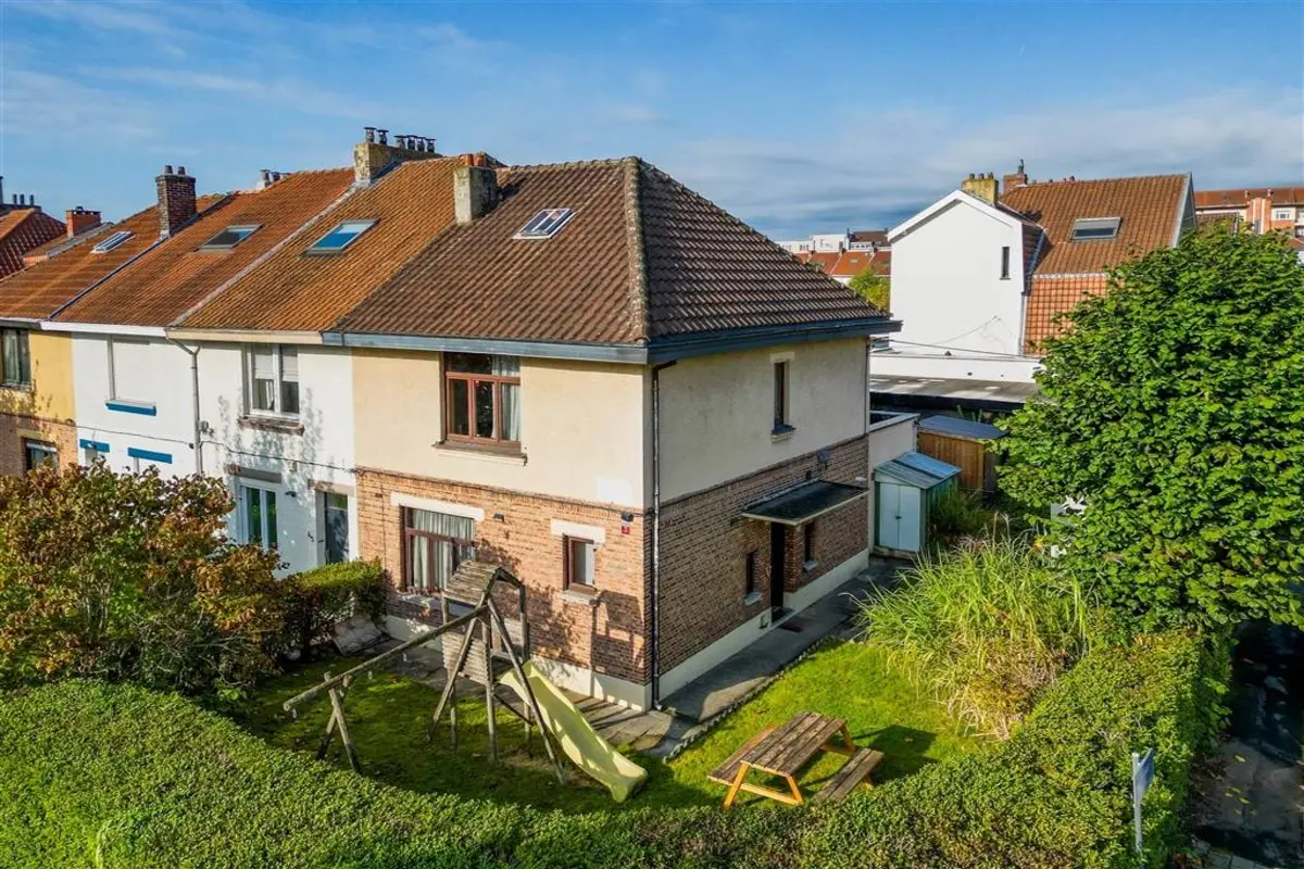 Maison à à Anderlecht 1070 370000.00€ 3 chambres 125.00m² - annonce 608678