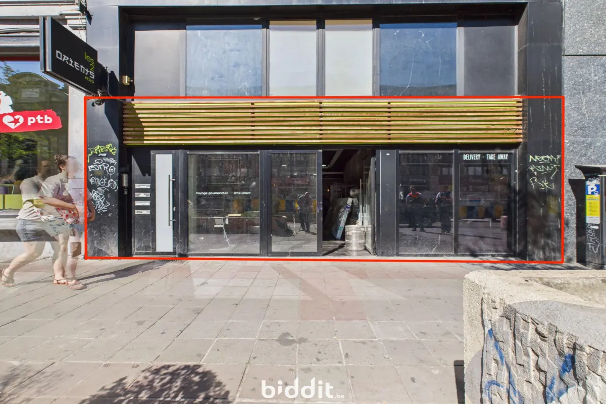 Mixgebouw te koop in Brussel 1000 300000.00€ slaapkamers m² - Zoekertje 608747