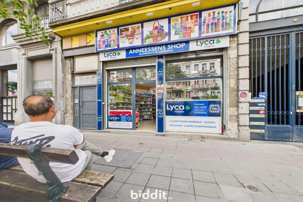 Mixgebouw te koop in Brussel 1000 240000.00€ slaapkamers m² - Zoekertje 608744