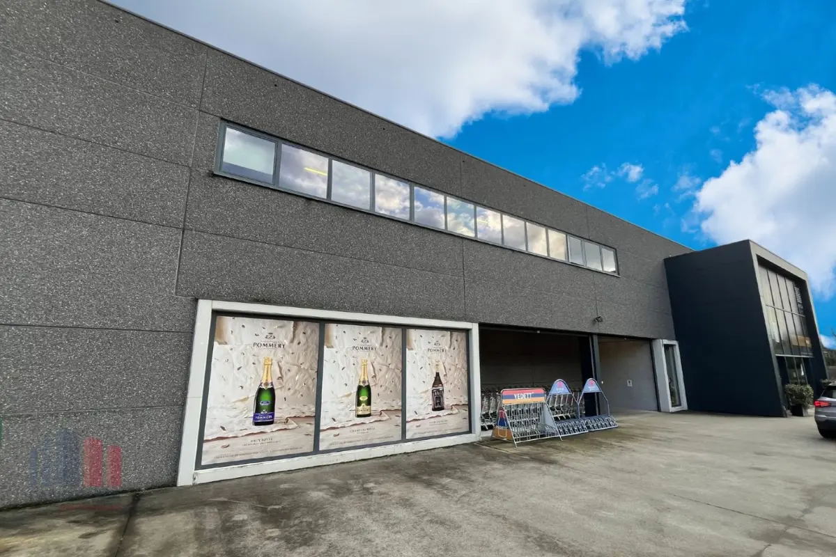Handelszaak te huur in Melle 9090 5743.00€ slaapkamers 839.00m² - Zoekertje 607983