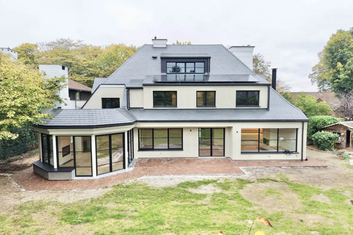 Maison à  à Woluwe-Saint-Pierre 1150 5900.00€ 5 chambres 350.00m² - annonce 608085