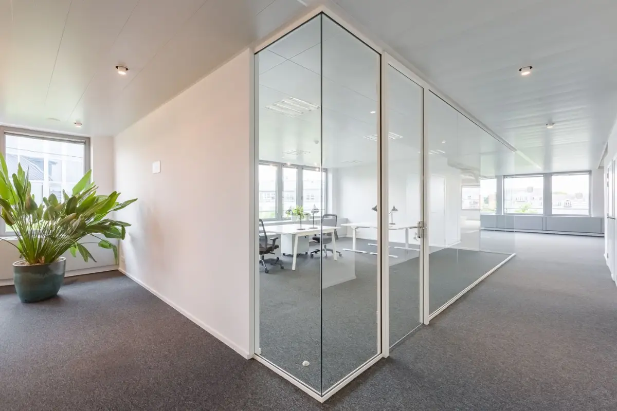 Handelszaak te huur in Jette 1090 2916.00€ slaapkamers 428.00m² - Zoekertje 607977