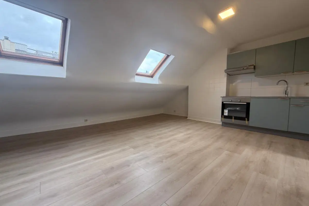 Appartement te  huur in Vorst 1190 750.00€ 1 slaapkamers 40.00m² - Zoekertje 608344