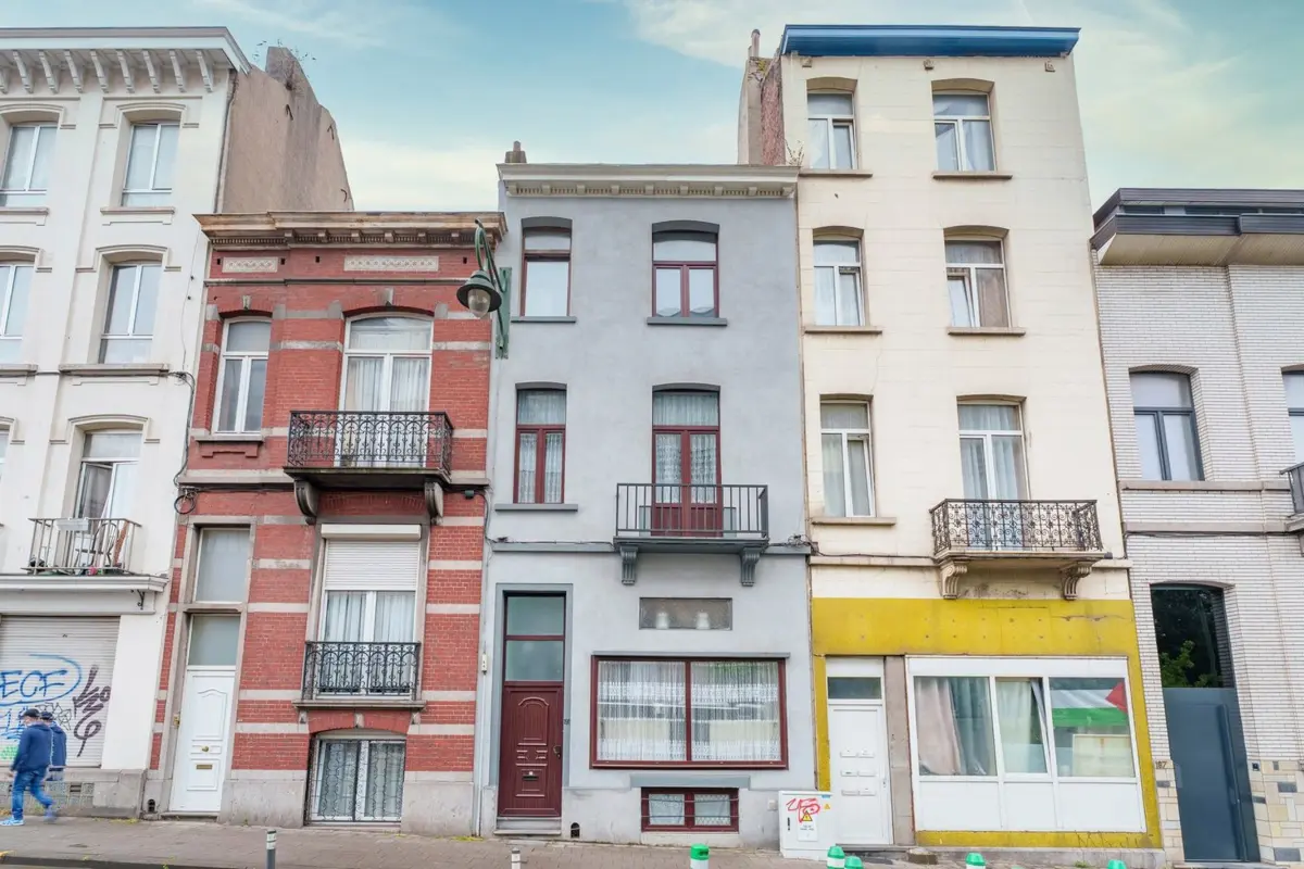 Maison à vendre à Forest 1190 390000.00€ 4 chambres 231.00m² - annonce 608367