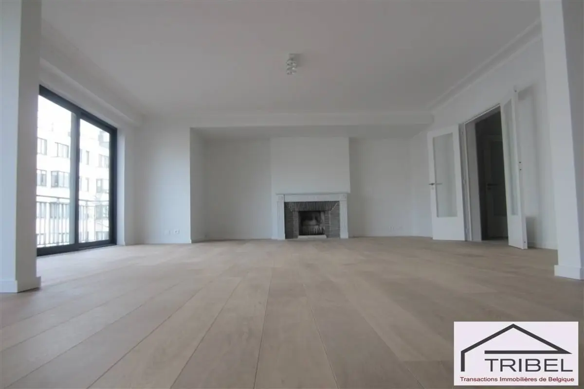 Appartement te huur in Elsene 1050 3400.00€ 4 slaapkamers 205.00m² - Zoekertje 609798