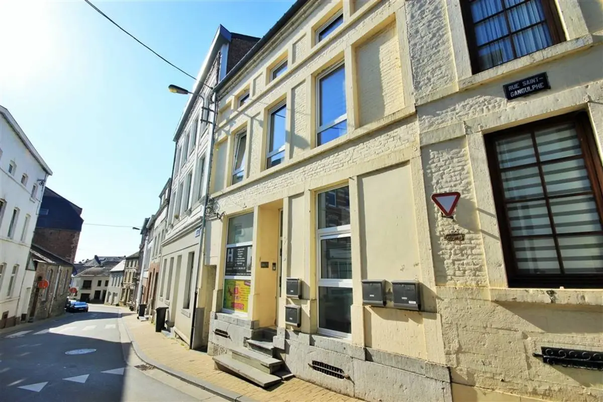 Duplex te  huur in Florennes 5620 800.00€ 3 slaapkamers 131.00m² - Zoekertje 609599