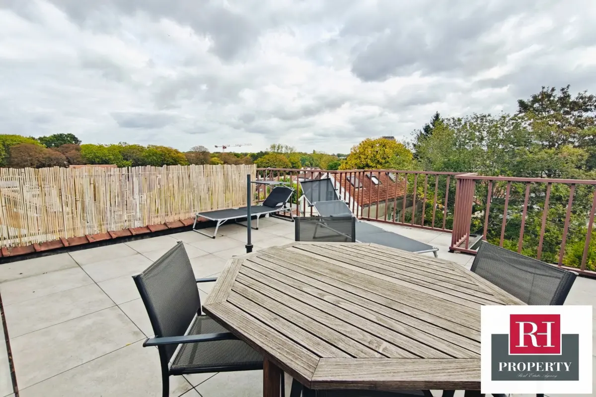 Duplex à louer à Woluwe-Saint-Pierre 1150 1650.00€ 3 chambres 120.00m² - annonce 608918