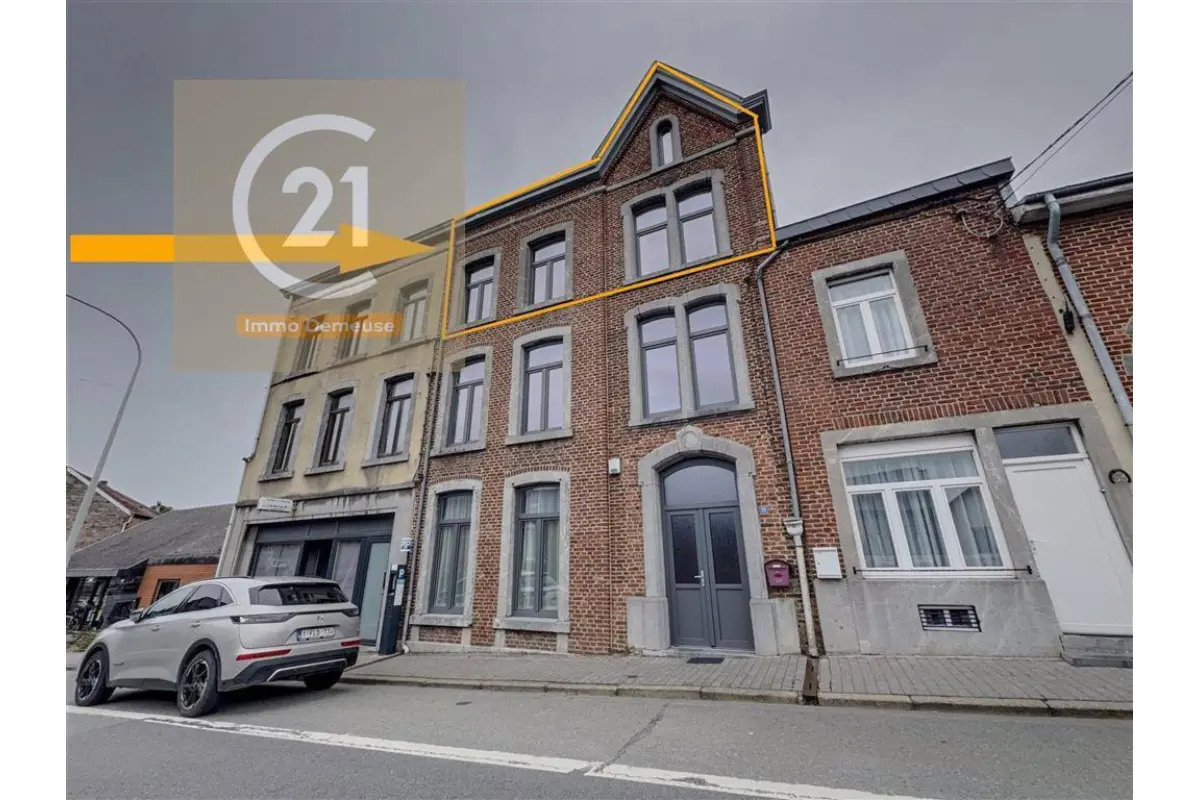 Triplex à vendre à Rochefort 5580 130000.00€ 2 chambres 127.00m² - annonce 609516