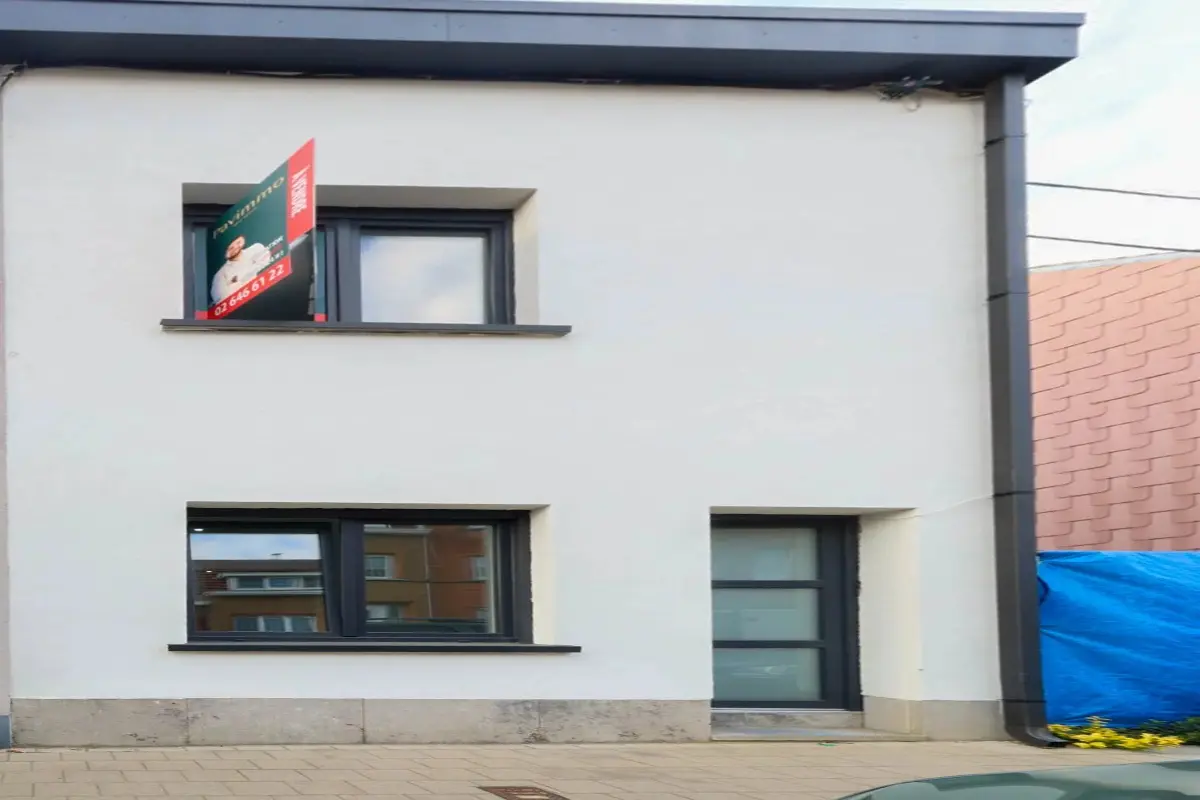 Huis te  in Neder-Over-Heembeek 1120 365000.00€ 3 slaapkamers 145.00m² - Zoekertje 608827