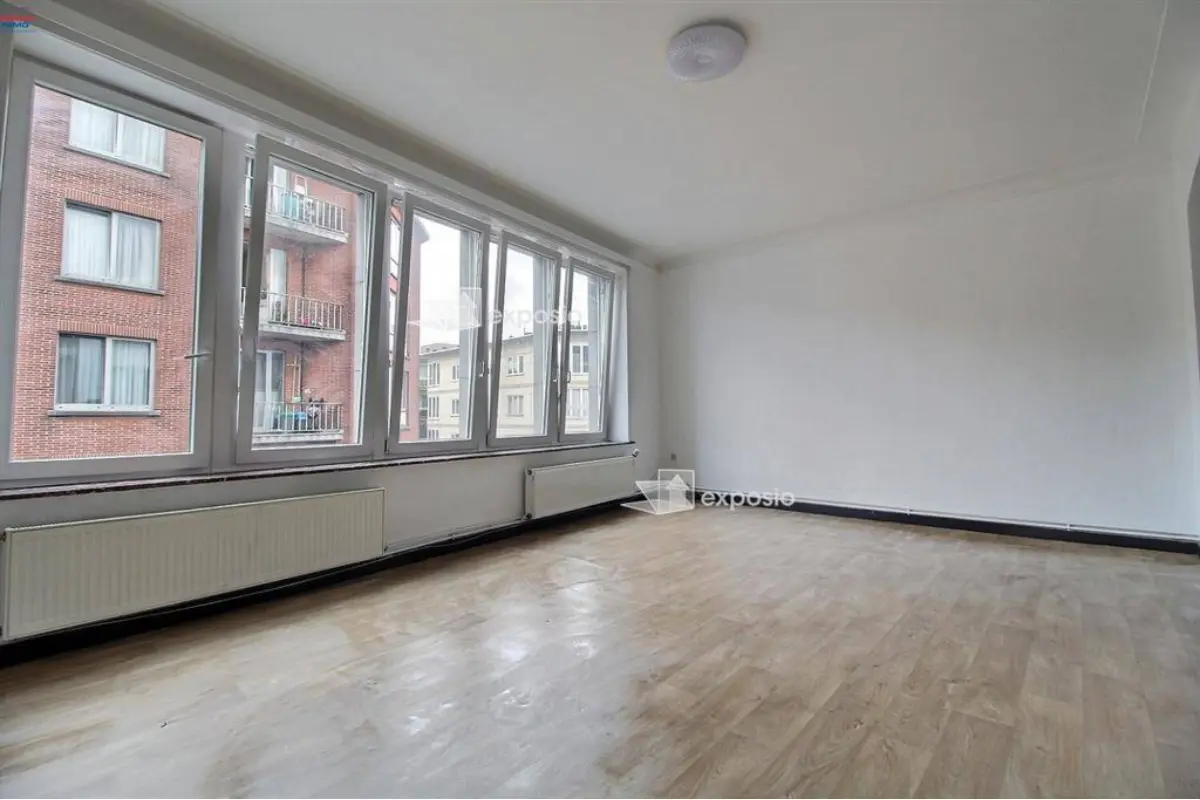 Appartement te  huur in Evere 1140 970.00€ 1 slaapkamers 80.00m² - Zoekertje 610370