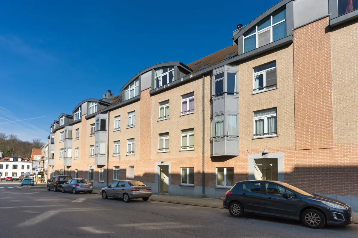 Parking & garage te  koop in Sint-Lambrechts-Woluwe 1200 33000.00€  slaapkamers m² - Zoekertje 610491