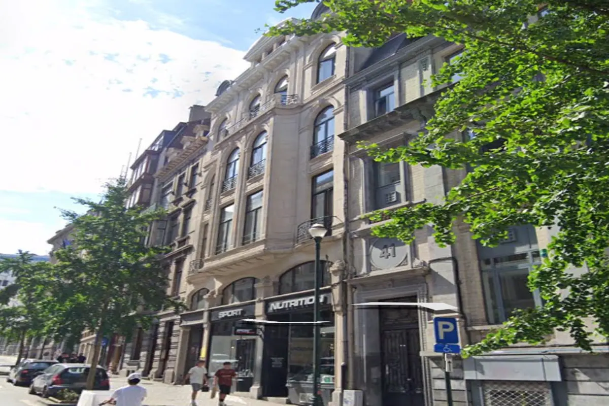 Appartement te  in Brussel 1000 800.00€ 6 slaapkamers 180.00m² - Zoekertje 610339