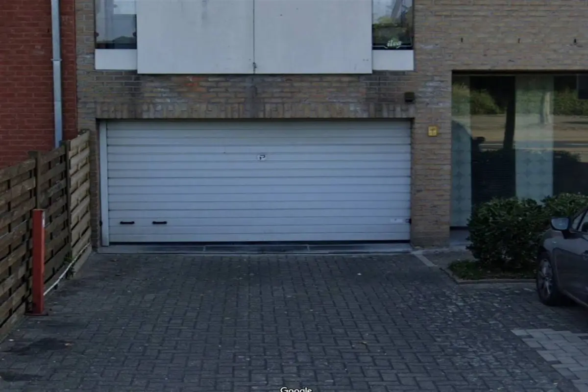 Parking & garage te  huur in Denderleeuw 9470 85.00€  slaapkamers m² - Zoekertje 610402