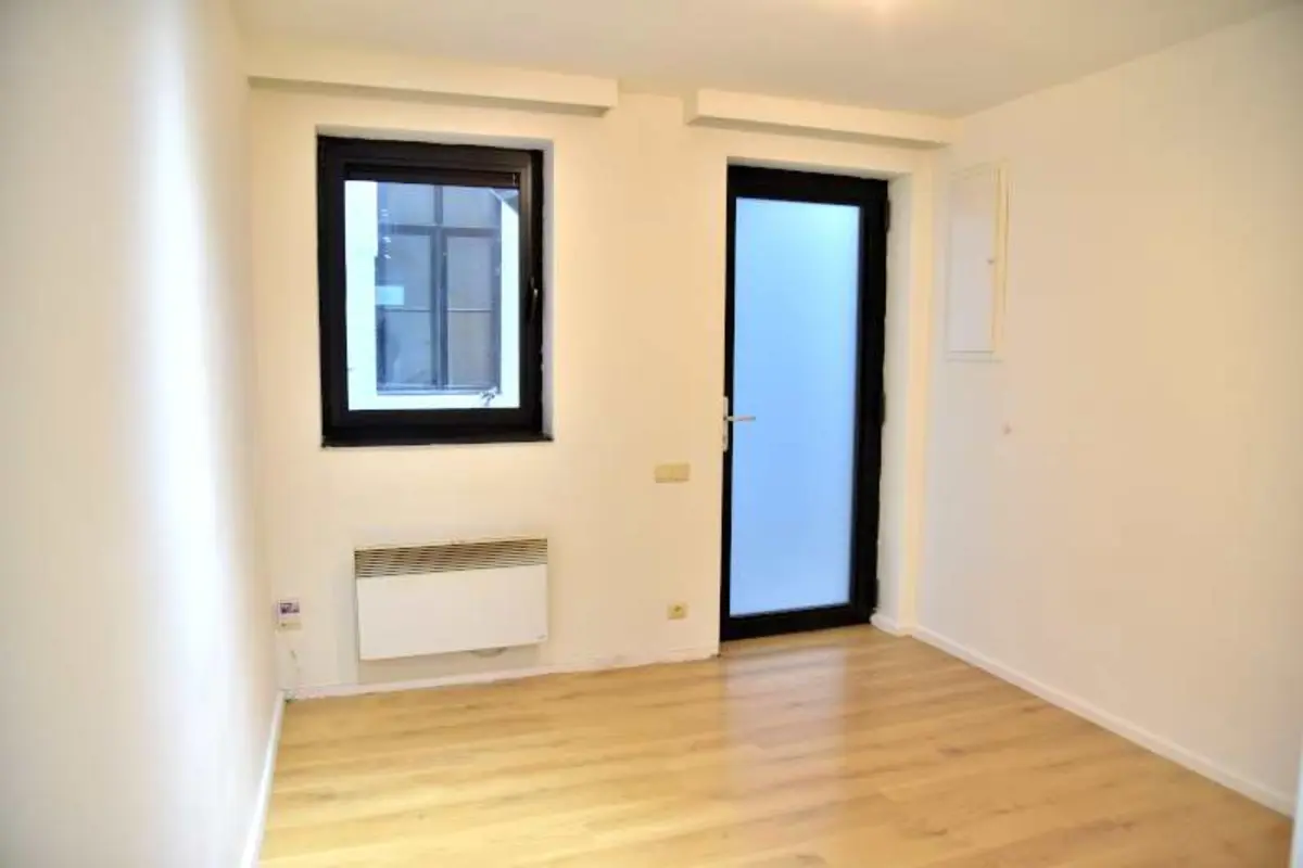Studio te huur in Namen 5000 590.00€ 1 slaapkamers 31.00m² - Zoekertje 610605