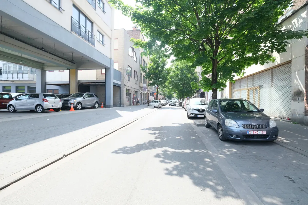 Maison à vendre à Molenbeek-Saint-Jean 1080 2100000.00€ 33 chambres 2967.00m² - annonce 610456