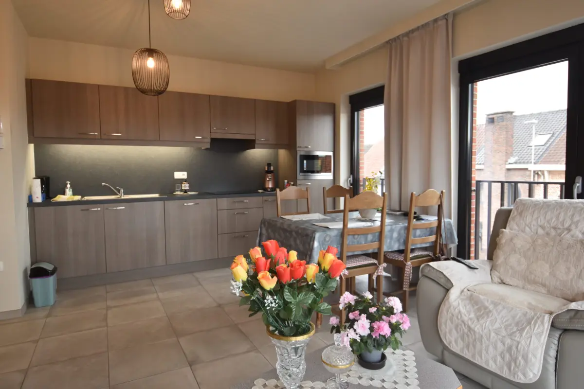 Autre à vendre à Saint-Nicolas 9100 189000.00€  chambres m² - annonce 610788