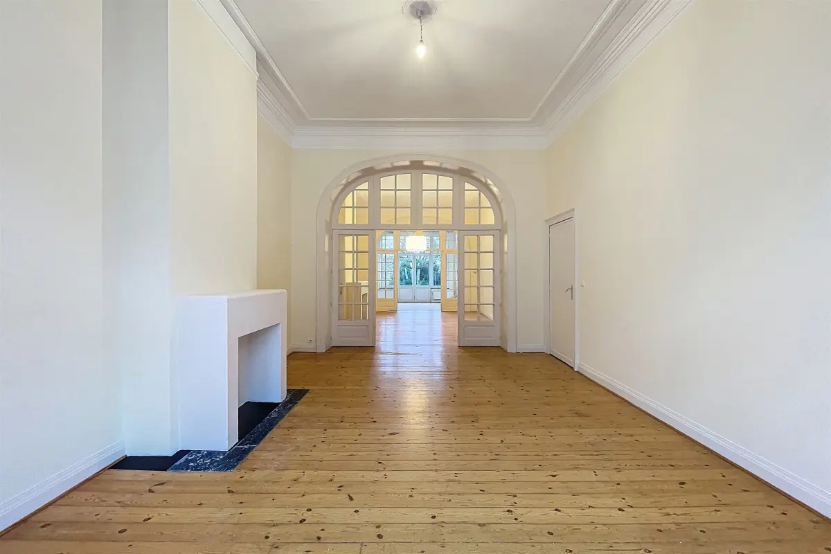 Appartement à louer à Woluwe-Saint-Pierre 1150 1490.00€ 1 chambres 95.00m² - annonce 610571