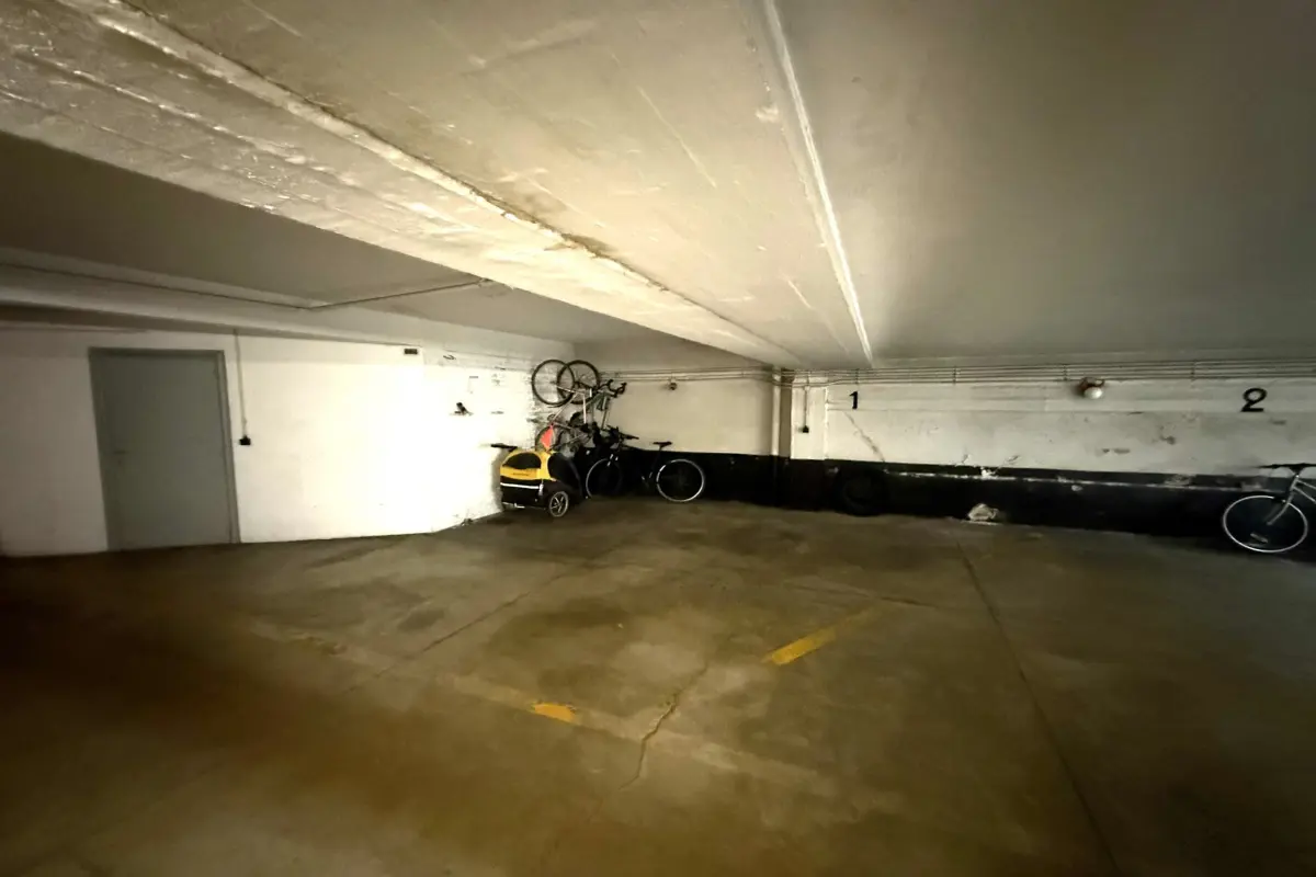 Parking / garage à louer à Etterbeek 1040 175.00€  chambres m² - annonce 610597