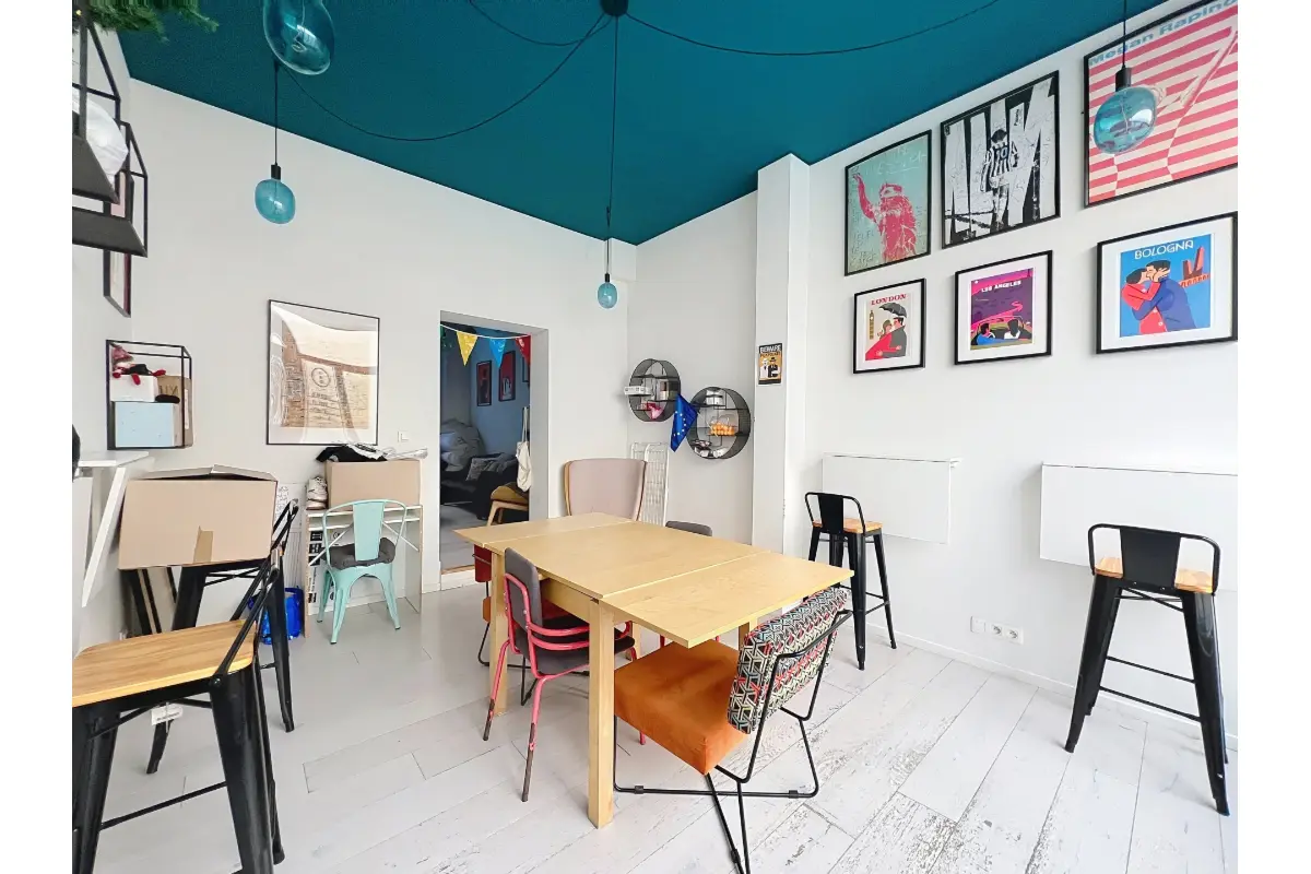 Handelszaak te  huur in Sint-Gillis 1060 1150.00€  slaapkamers 60.00m² - Zoekertje 610338