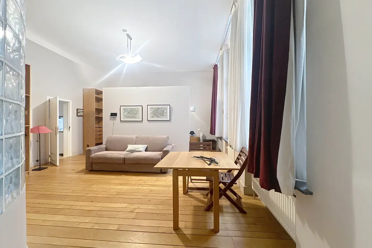 Appartement te  in Brussel 1000 1350.00€  slaapkamers 47.00m² - Zoekertje 611137