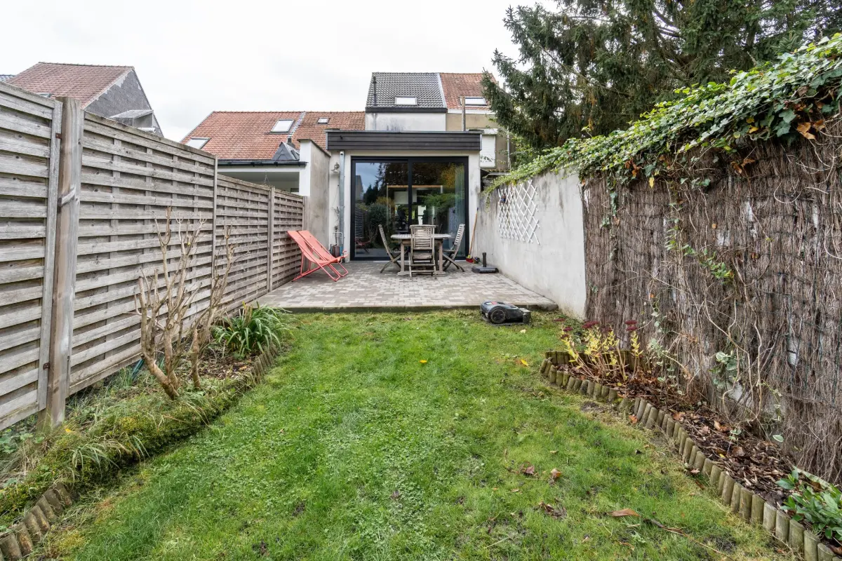 Maison à  à Wezembeek-Oppem 1970 1950.00€ 3 chambres 139.00m² - annonce 611364