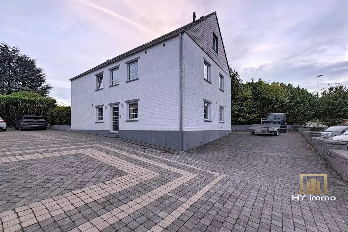 Duplex te  huur in Genepiën 1470 875.00€ 1 slaapkamers 53.00m² - Zoekertje 612866