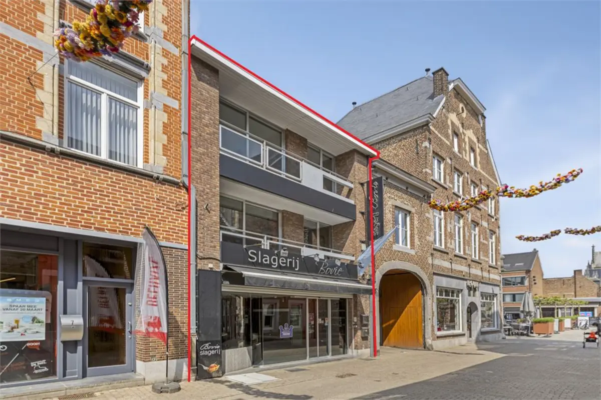 Commerce à vendre à Tongres 3700 480000.00€ 4 chambres 251.00m² - annonce 611095