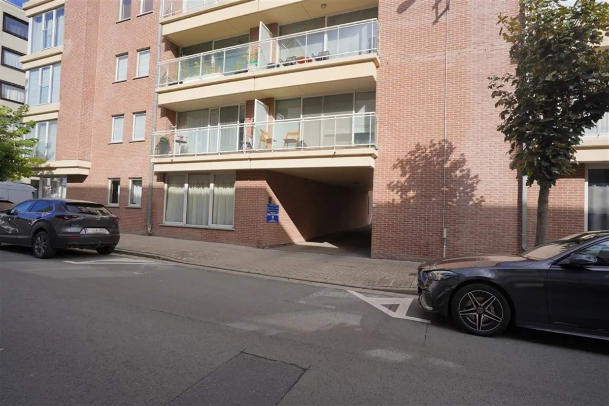 Parking & garage te  koop in Kortrijk 8500 28000.00€  slaapkamers m² - Zoekertje 611437