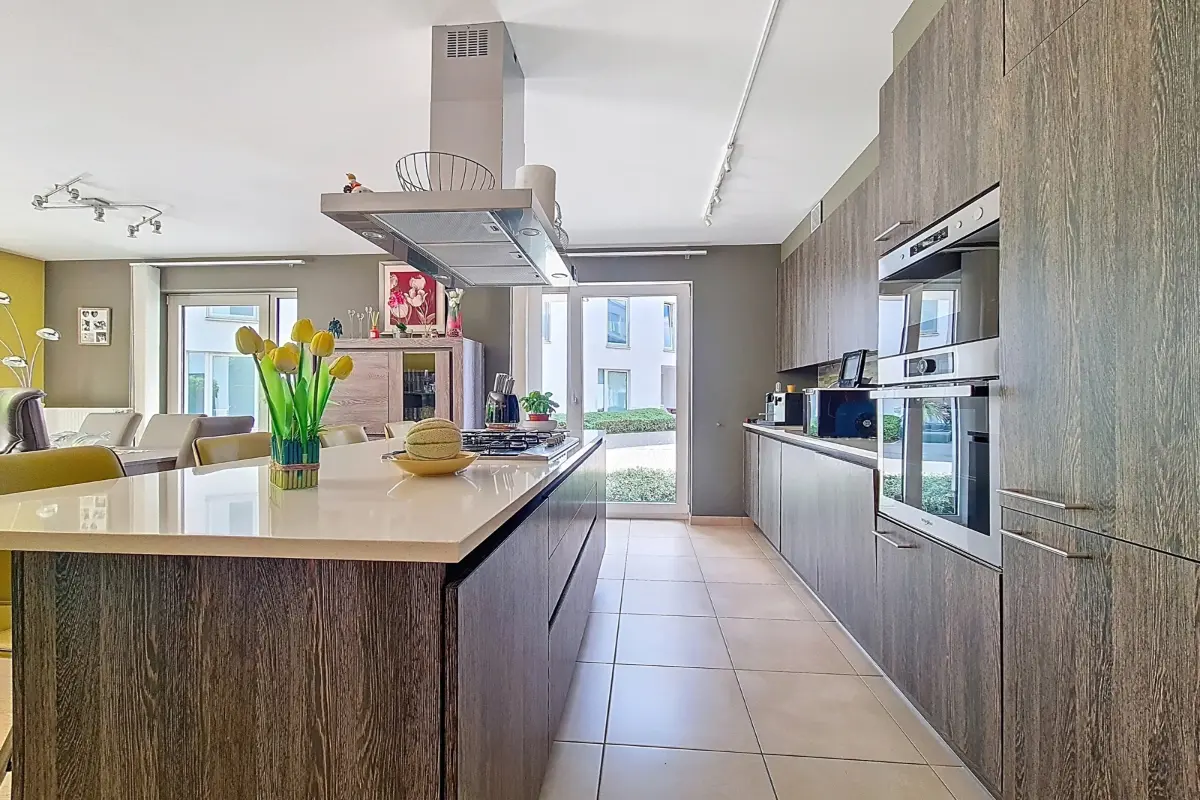 Appartement te  koop in Schaarbeek 1030 398000.00€ 3 slaapkamers 118.00m² - Zoekertje 611795