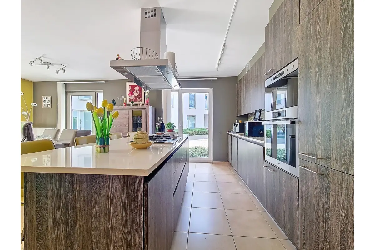 Benedenverdieping te  koop in Schaarbeek 1030 398000.00€ 3 slaapkamers 118.00m² - Zoekertje 611795