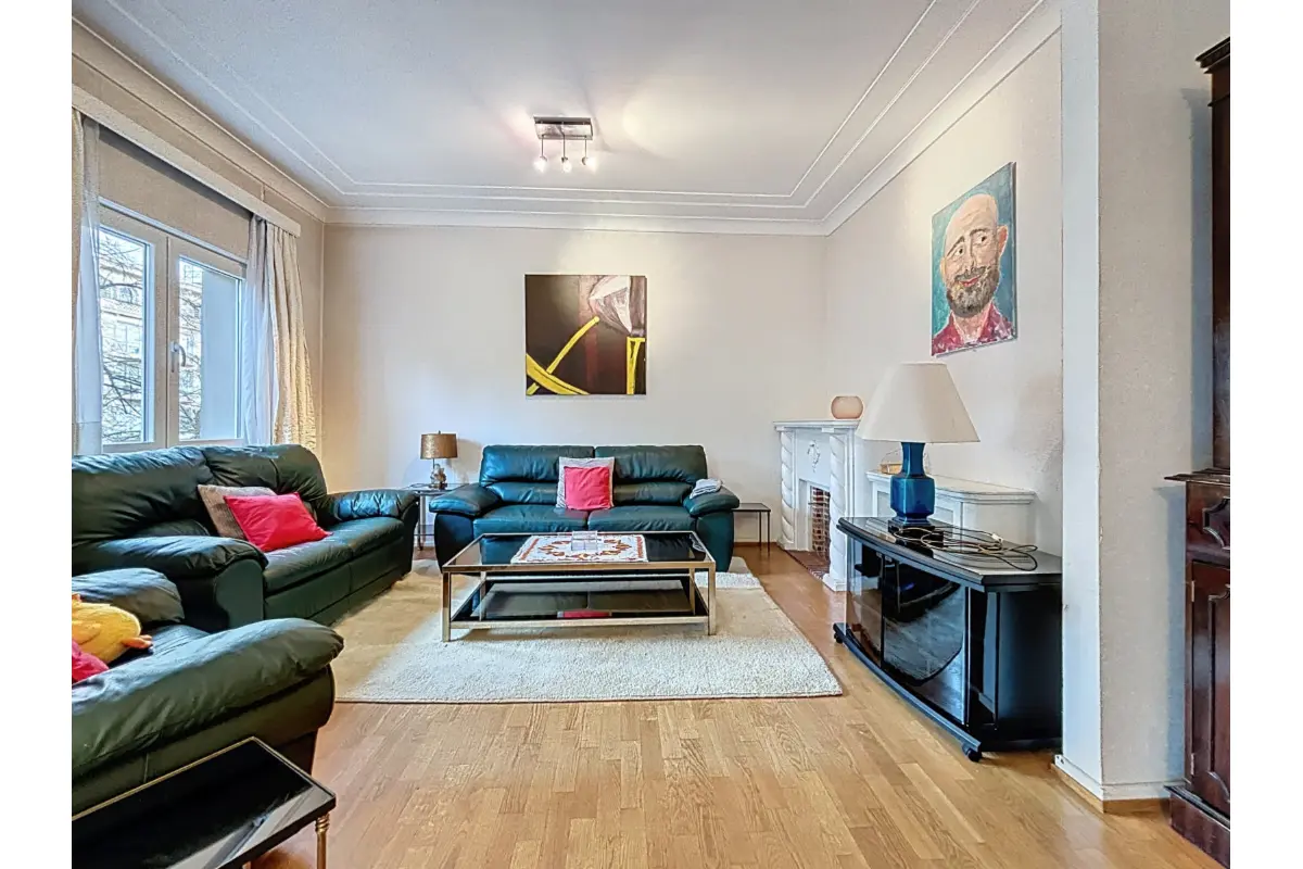 Appartement te  in Elsene 1050 2000.00€ 3 slaapkamers 134.00m² - Zoekertje 611202