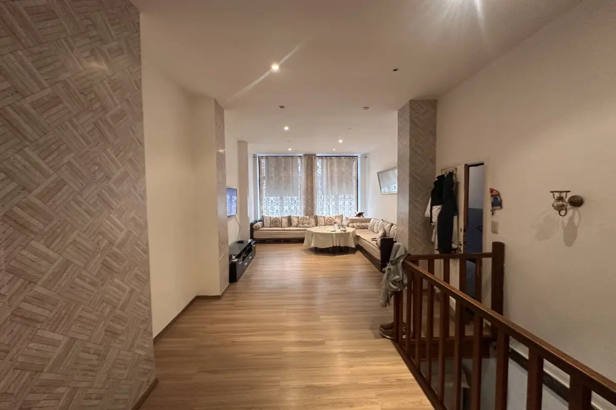 Appartement à vendre à Saint-Gilles 1060 195000.00€ 3 chambres 128.00m² - annonce 611244